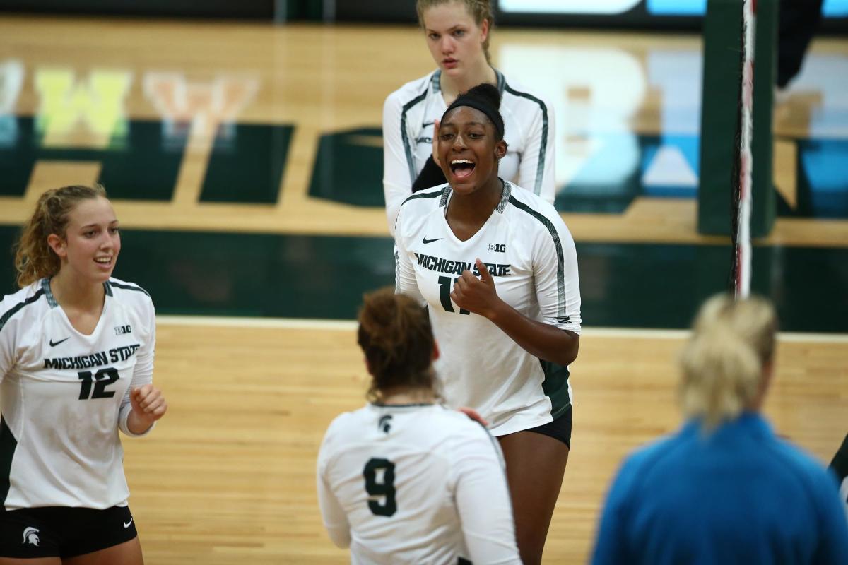 MSU Volleyball (PHOTO:  MSU SID)
